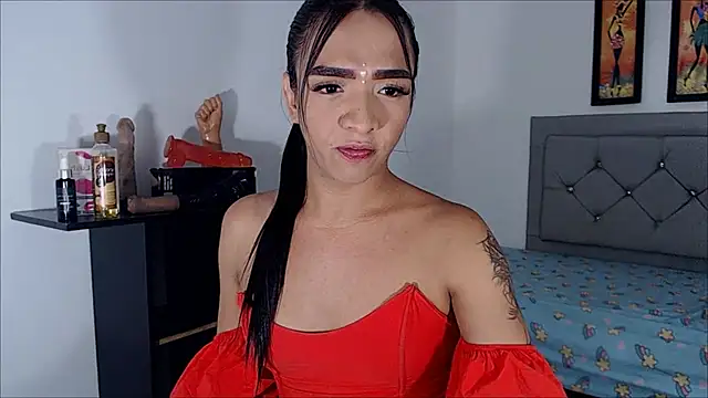 Snapshot of sofiaxdollxxx chatting on February 14, 10:04 pm sofiaxdollxxx online show from February 14, 10:04 pm