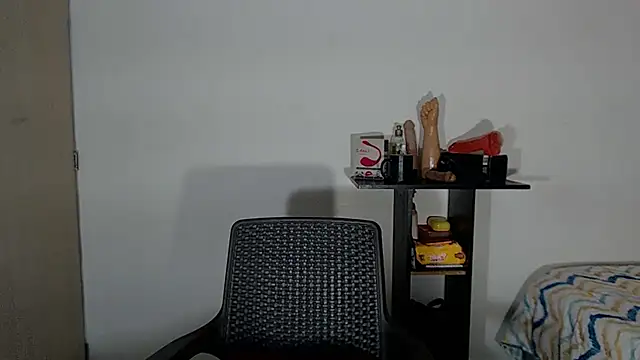 Snapshot of sofiaxdollxxx chatting on October 16, 8:48 am sofiaxdollxxx online show from October 16, 8:48 am