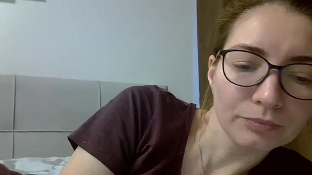 Ashleyspice online show from February 20, 6:06 am