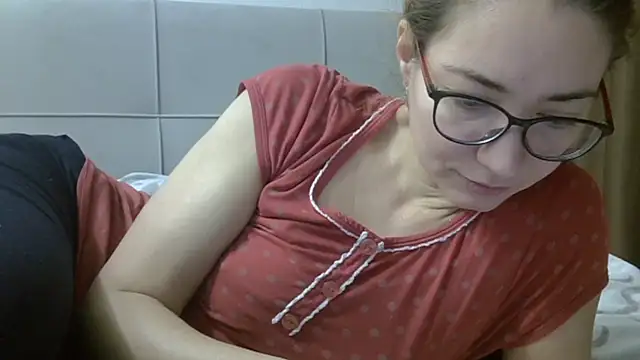 Ashleyspice online show from November 27, 6:04 am