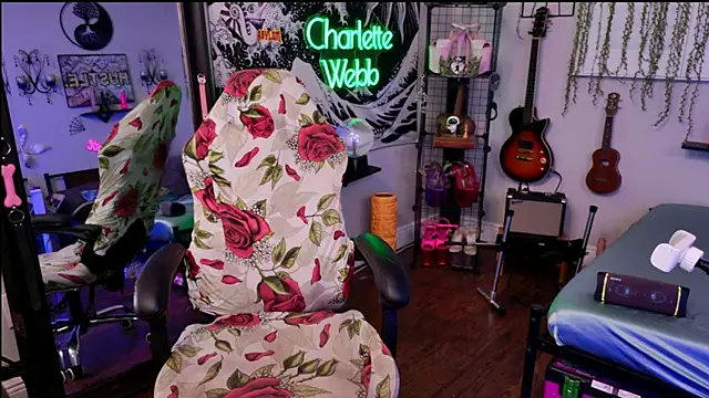 CharletteWebb online show from October 25, 2:30 am