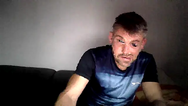 Snapshot of Cambitchboy chatting on June 16, 7:49 pm Cambitchboy online show from June 16, 7:49 pm