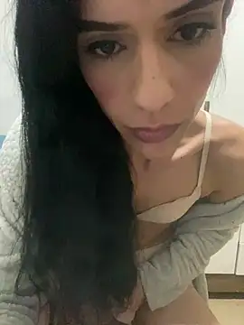 Snapshot of Brsophiasilva chatting on July 16, 5:30 pm Brsophiasilva online show from July 16, 5:30 pm