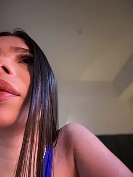 Snapshot of JanyLunaa chatting on January 8, 12:17 am JanyLunaa online show from January 8, 12:17 am