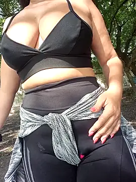 lady-rosse online show from November 10, 2:27 pm