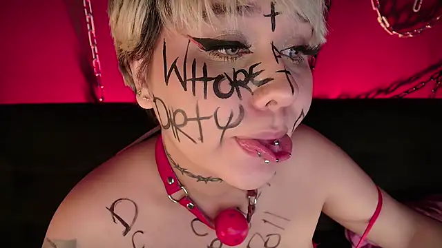 Snapshot of Laura_takint chatting on December 27, 10:16 pm Laura takint online show from December 27, 10:16 pm