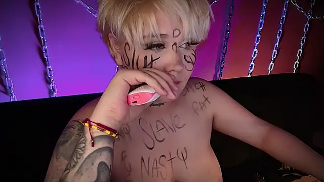 Snapshot of Laura_takint chatting on January 13, 10:03 pm Laura takint online show from January 13, 10:03 pm