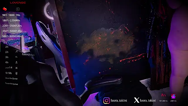 Snapshot of Laura_takint chatting on March 20, 9:08 pm Laura takint online show from March 20, 9:08 pm