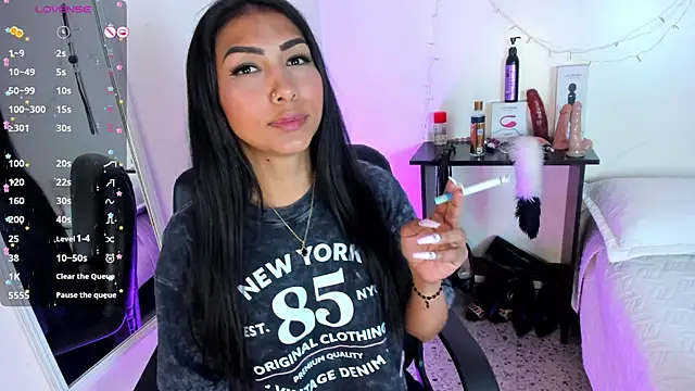 Tracy lambo online show from November 26, 8:32 pm