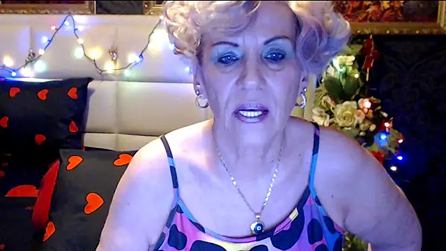 HappyWomanOn online show from January 23, 7:18 pm