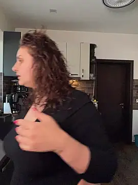 AnneKane online show from February 27, 6:13 am