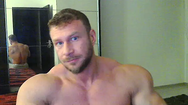 Snapshot of muscularkevin chatting on December 21, 4:41 am muscularkevin online show from December 21, 4:41 am