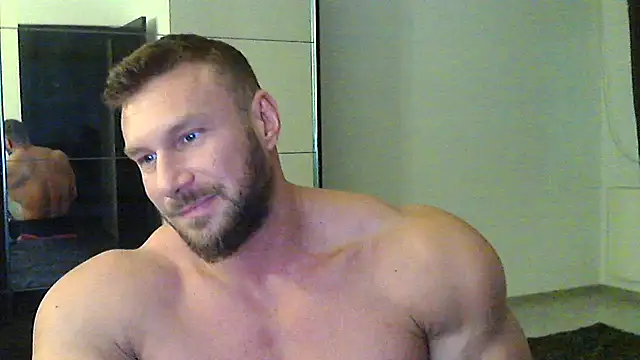 Snapshot of muscularkevin chatting on February 15, 1:27 pm muscularkevin online show from February 15, 1:27 pm