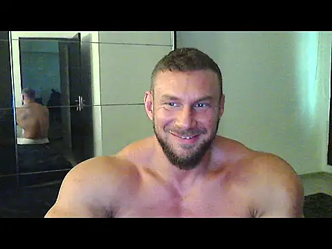 Snapshot of muscularkevin chatting on September 21, 1:24 pm muscularkevin online show from September 21, 1:24 pm