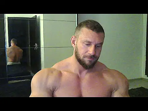Snapshot of muscularkevin chatting on October 12, 4:00 am muscularkevin online show from October 12, 4:00 am