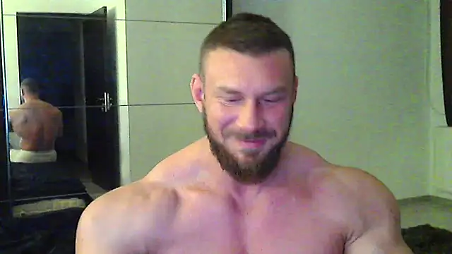 muscularkevin online show from March 18, 4:48 am