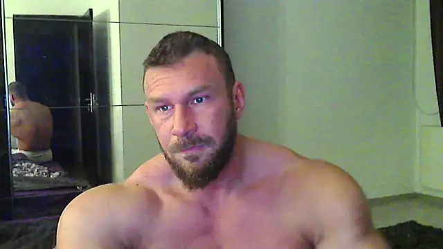 muscularkevin online show from April 14, 3:23 am