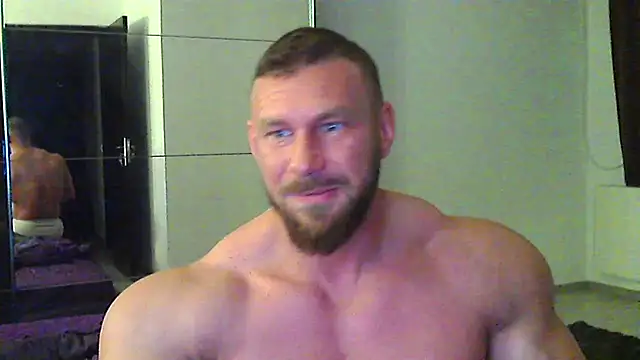 muscularkevin online show from April 30, 3:24 am