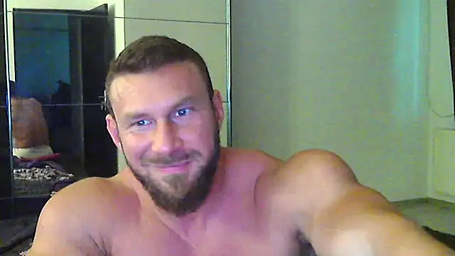 Snapshot of muscularkevin chatting on May 11, 2:45 pm muscularkevin online show from May 11, 2:45 pm
