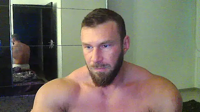 Snapshot of muscularkevin chatting on May 12, 3:36 am muscularkevin online show from May 12, 3:36 am
