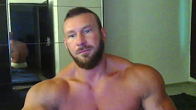 muscularkevin online show from June 26, 3:44 am