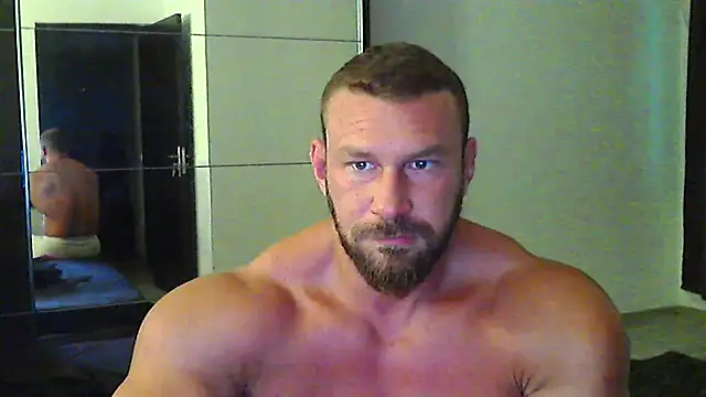 muscularkevin online show from July 14, 3:22 am
