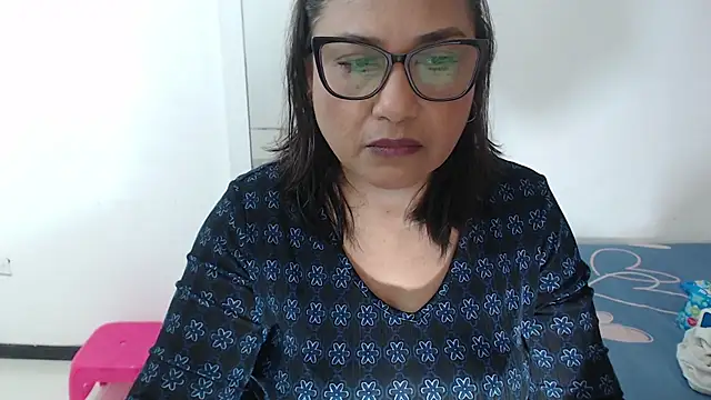 Katha Marck online show from April 29, 12:42 pm
