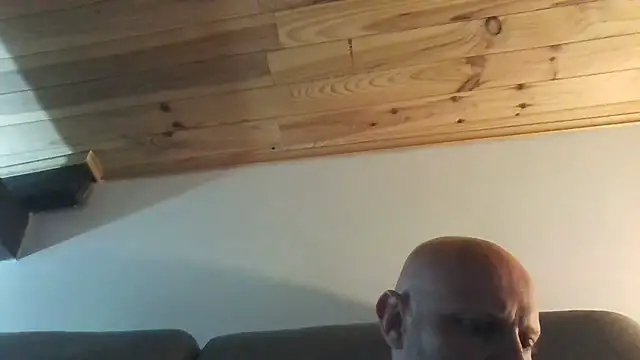 Snapshot of davigochi77bcn chatting on March 17, 7:37 pm davigochi77bcn online show from March 17, 7:37 pm