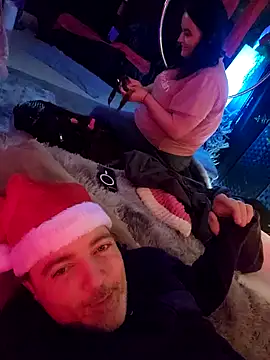 Snapshot of Hotredheadandtoungelasher chatting on December 12, 10:02 am Hotredheadandtoungelasher online show from December 12, 10:02 am