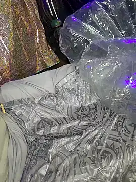 Snapshot of Hotredheadandtoungelasher chatting on December 31, 2:03 pm Hotredheadandtoungelasher online show from December 31, 2:03 pm