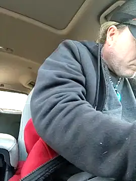 Snapshot of Hotredheadandtoungelasher chatting on January 14, 7:11 pm Hotredheadandtoungelasher online show from January 14, 7:11 pm