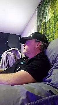 Snapshot of Hotredheadandtoungelasher chatting on January 15, 6:40 pm Hotredheadandtoungelasher online show from January 15, 6:40 pm