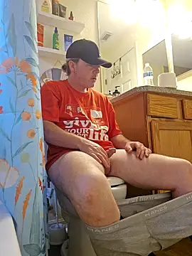 Snapshot of Hotredheadandtoungelasher chatting on January 19, 6:53 pm Hotredheadandtoungelasher online show from January 19, 6:53 pm