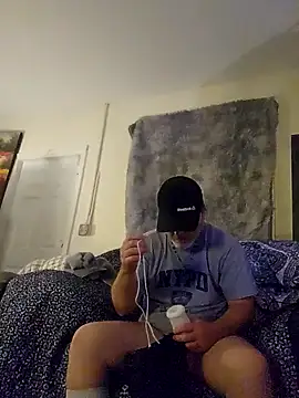 Snapshot of Hotredheadandtoungelasher chatting on February 3, 5:40 am Hotredheadandtoungelasher online show from February 3, 5:40 am