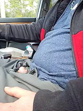 Snapshot of Hotredheadandtoungelasher chatting on February 6, 5:40 pm Hotredheadandtoungelasher online show from February 6, 5:40 pm