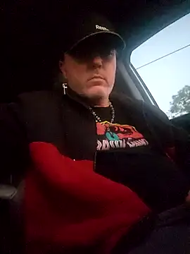 Snapshot of Hotredheadandtoungelasher chatting on February 14, 11:53 am Hotredheadandtoungelasher online show from February 14, 11:53 am