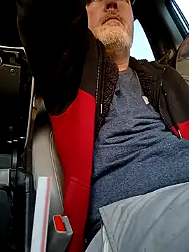 Snapshot of Hotredheadandtoungelasher chatting on February 26, 12:36 pm Hotredheadandtoungelasher online show from February 26, 12:36 pm