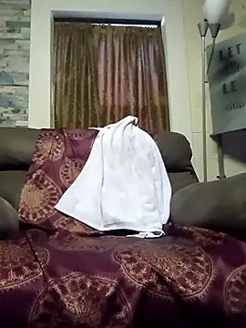 Snapshot of Hotredheadandtoungelasher chatting on September 20, 12:17 pm Hotredheadandtoungelasher online show from September 20, 12:17 pm