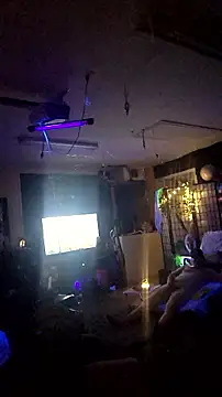 Snapshot of Hotredheadandtoungelasher chatting on December 1, 9:58 am Hotredheadandtoungelasher online show from December 1, 9:58 am