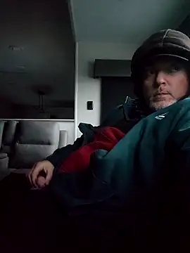 Hotredheadandtoungelasher online show from January 31, 10:52 pm