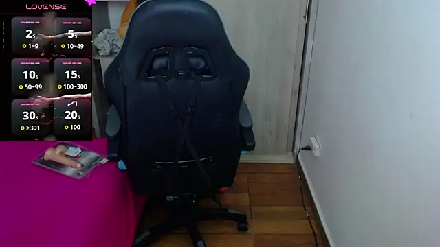 Snapshot of sex_boy199 chatting on October 3, 2:19 am sex boy199 online show from October 3, 2:19 am