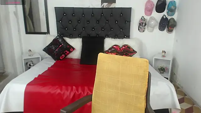 Sweetbigcatt online show from March 16, 9:49 am