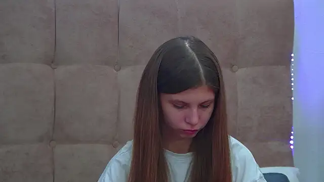 AudreyBarlow online show from November 29, 6:27 am