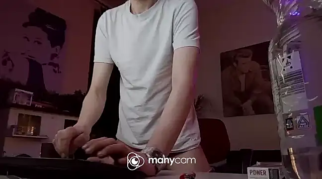 der dino30 online show from March 21, 7:02 pm