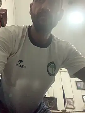 Snapshot of raphadoors19 chatting on March 11, 3:12 am raphadoors19 online show from March 11, 3:12 am