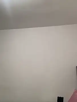 Snapshot of Kataliina chatting on February 13, 10:43 pm Kataliina online show from February 13, 10:43 pm