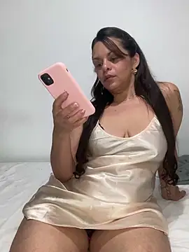 Snapshot of Kataliina chatting on March 1, 6:35 am Kataliina online show from March 1, 6:35 am