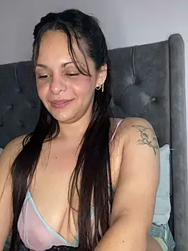 Snapshot of Kataliina chatting on March 12, 4:51 am Kataliina online show from March 12, 4:51 am