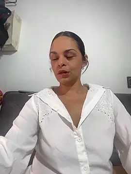 Snapshot of Kataliina chatting on February 14, 3:14 am Kataliina online show from February 14, 3:14 am