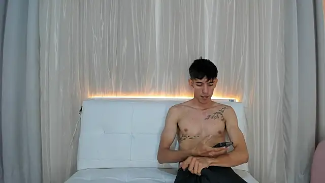 Litzy1  online show from July 3, 1:12 am